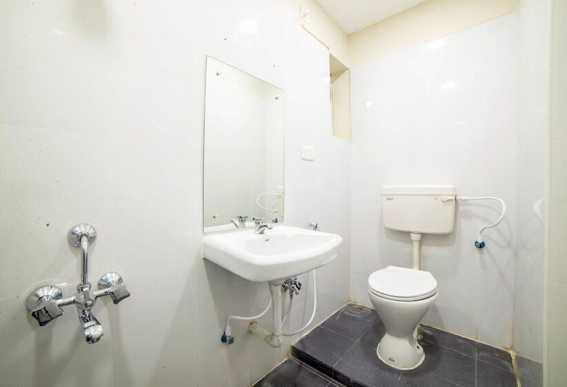 Fotos del hotel OYO 6375 Perungudi :  12