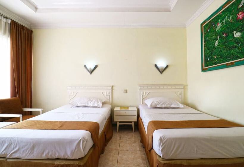 Fotos del hotel Tanjung:  11