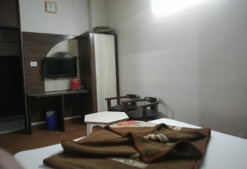 Fotos del hotel Yatri International:  23