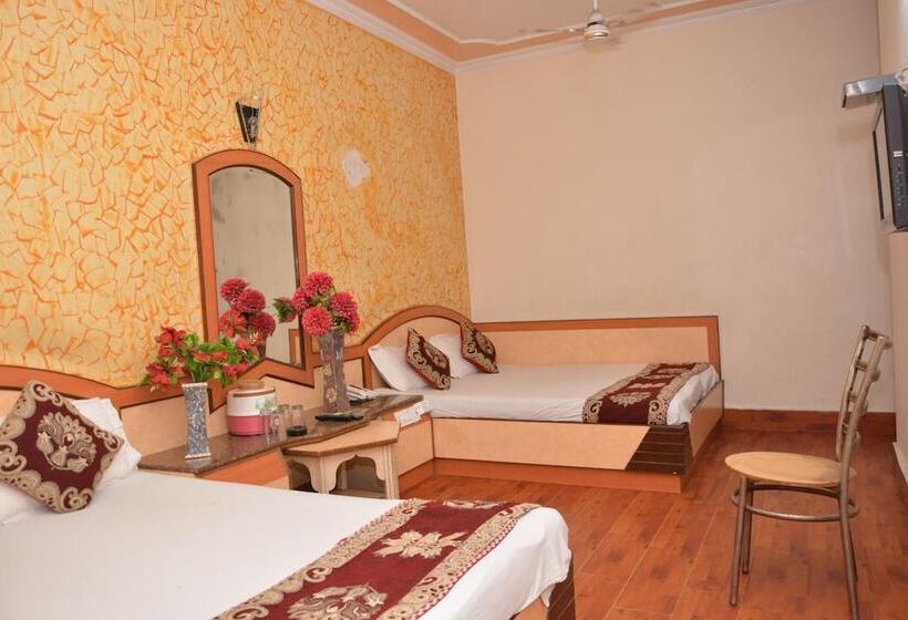 Fotos del hotel Yatri International:  2