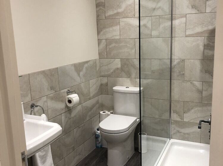 Fotos del hotel Camerton Inn Cottage:  8