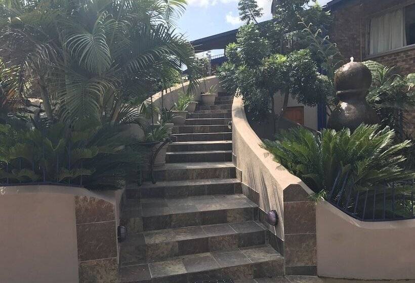 Fotos del hotel The Rest Guest House:  22