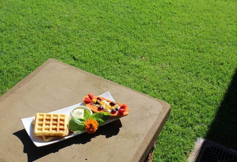 Fotos del hotel Treehouse On Maple:  3