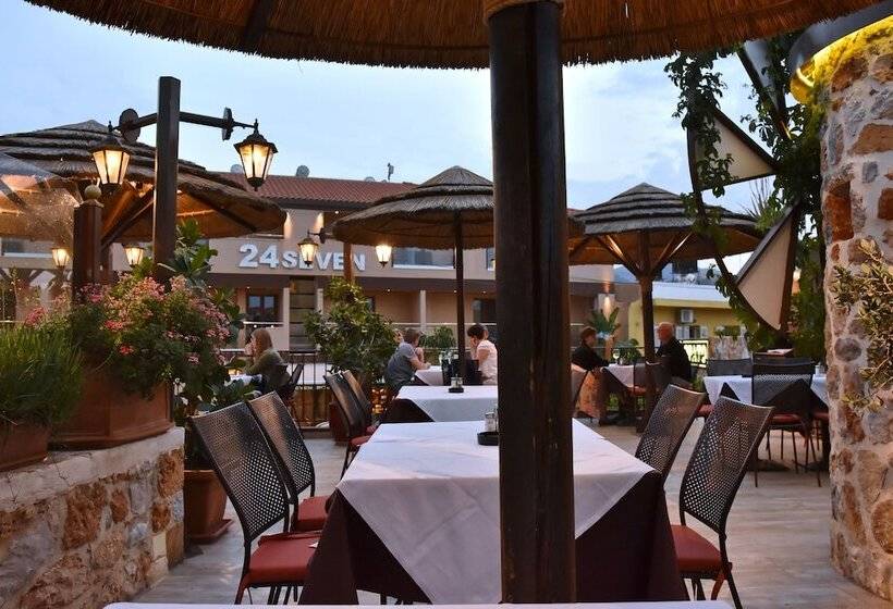 Fotos del hotel 24 Seven Boutique:  12