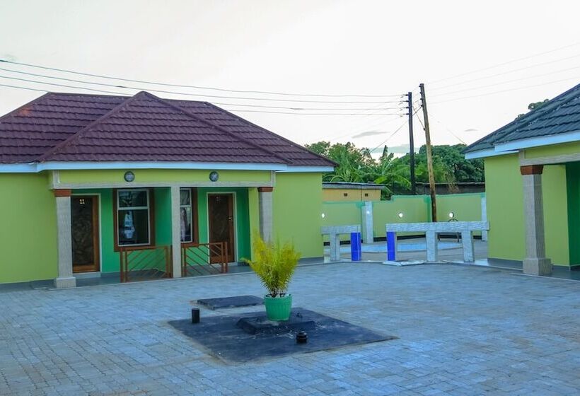 Fotos del hotel Km Executive Lodge:  18