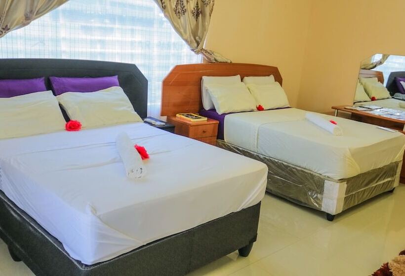 Fotos del hotel Km Executive Lodge:  17