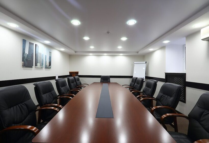 Fotos del hotel Oberig Kiev:  6