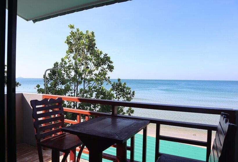 Bamboo At Koh Chang Resort