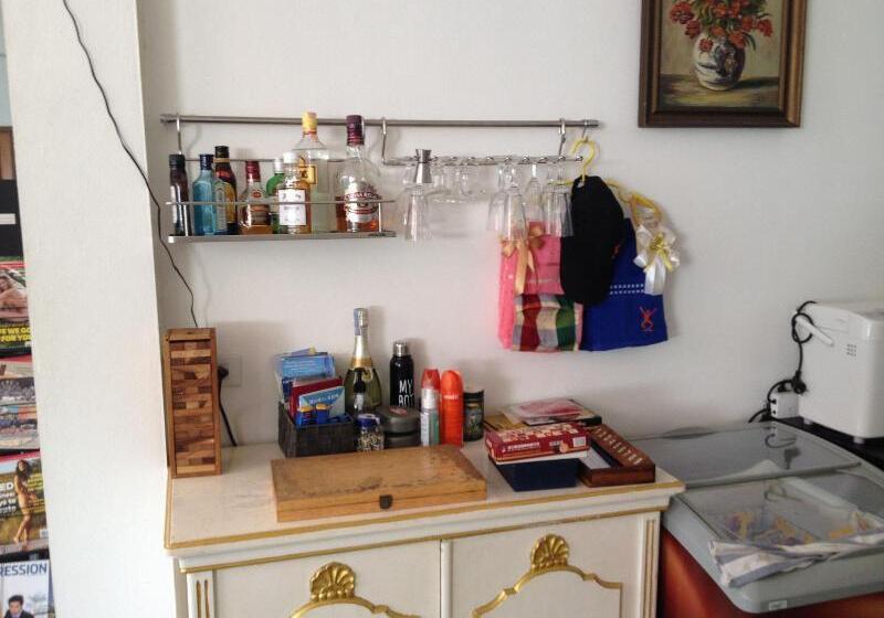 Fotos del hotel Barefeet Naturist Resort:  8