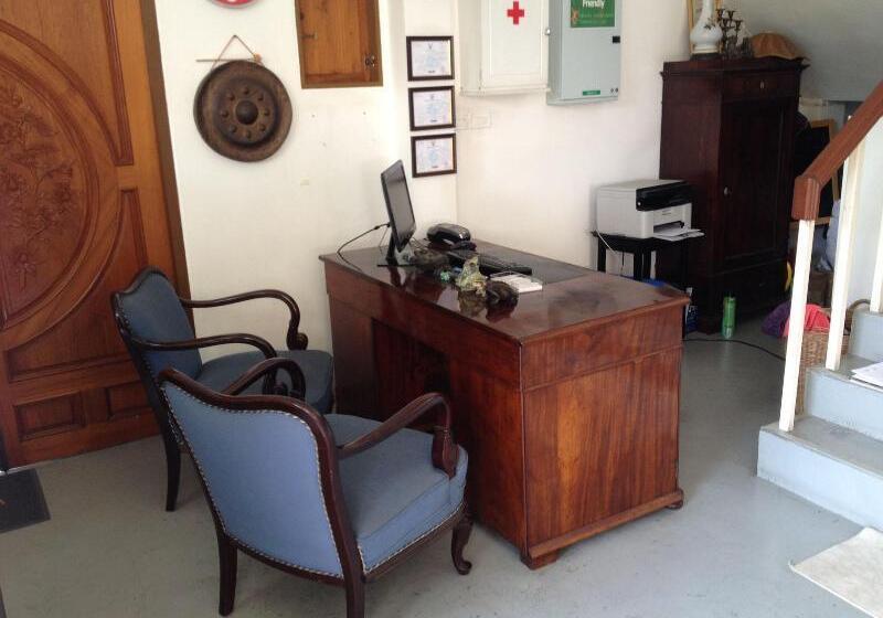 Fotos del hotel Barefeet Naturist Resort:  15