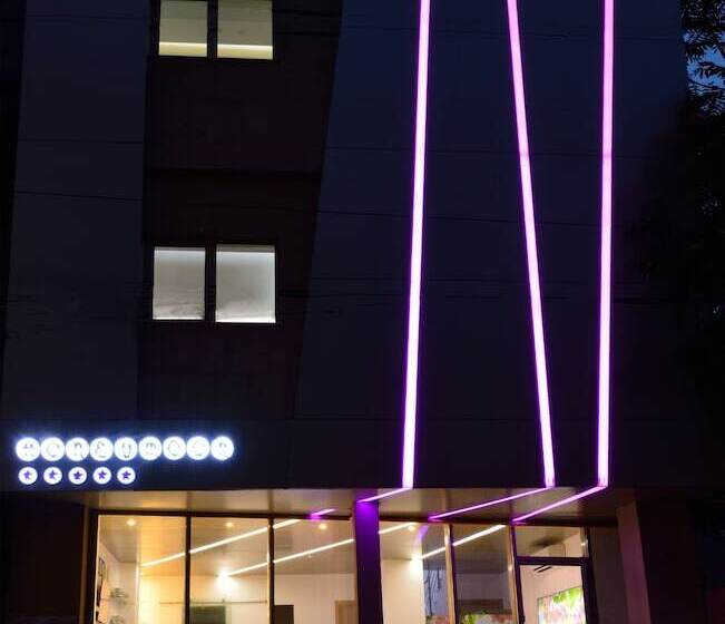 Fotos del hotel Christina Plus:  16