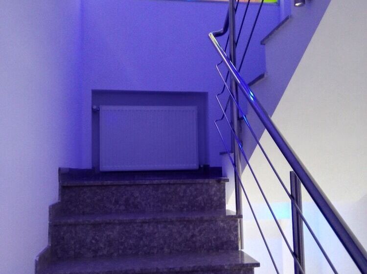 Fotos del hotel Christina Plus:  20