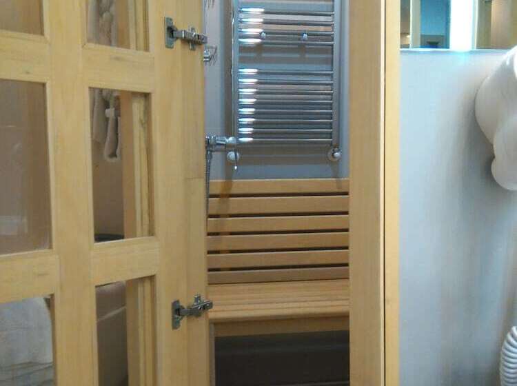 Fotos del hotel Christina Plus:  18