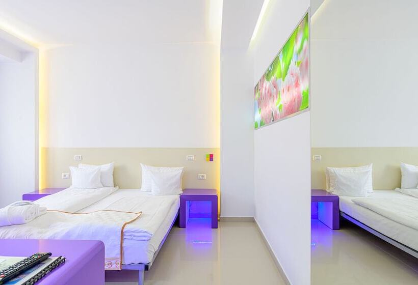 Fotos del hotel Christina Plus:  25