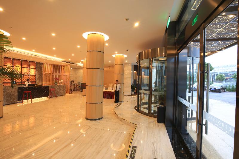 Fotos del hotel Crown Crystal:  8