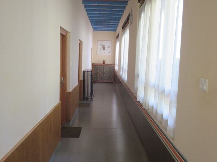 Fotos del hotel Drubchu Resort:  19