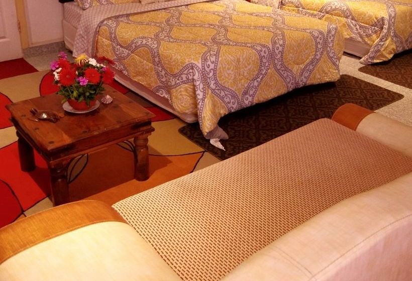 Fotos del hotel Robyanne S Lodge & Restaurant:  6