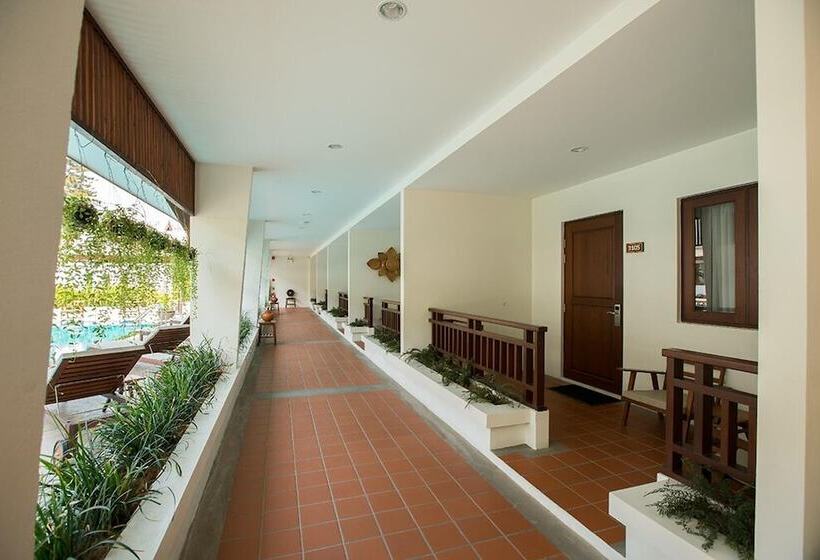 Fotos del hotel Villa Sanpakoi:  18