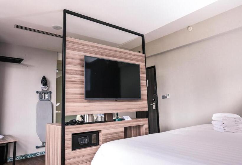 Fotos del hotel Days  & Suites By Wyndham Fraser Business Park Kl:  8