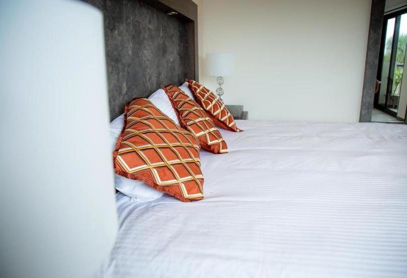 Fotos del hotel Tres Soles Apartments:  2