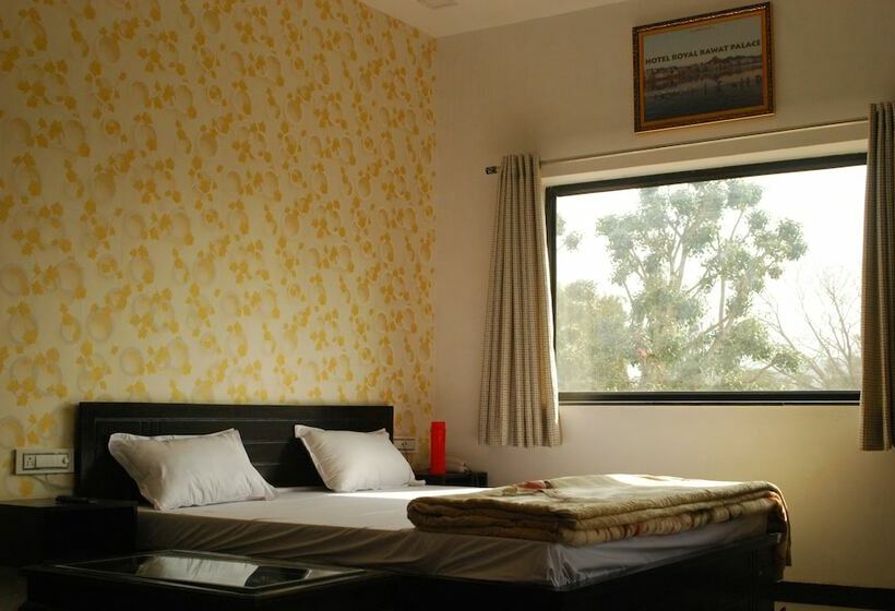 Fotos del hotel Royal Rawat Palace:  6