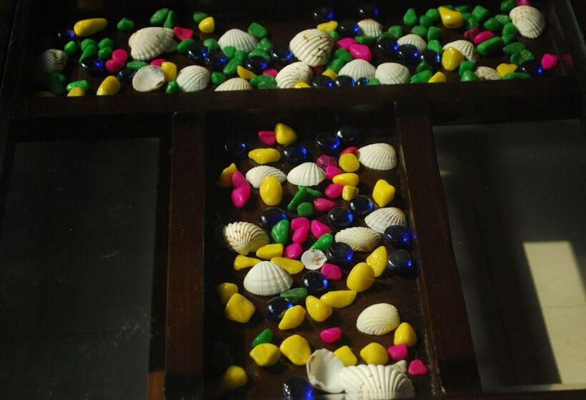 Fotos del hotel Royal Rawat Palace:  16