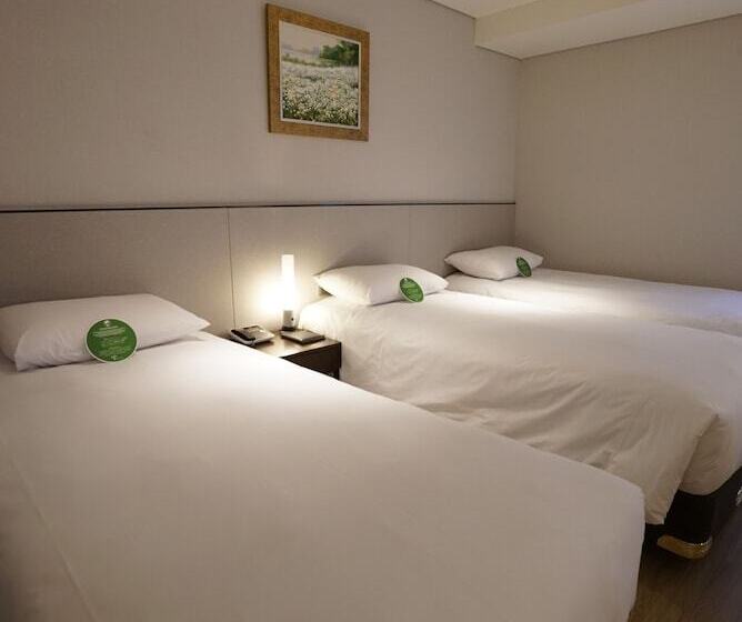 Fotos del hotel Thomas Myeongdong:  5