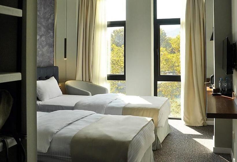 Fotos del hotel Just Inn Tbilisi:  8