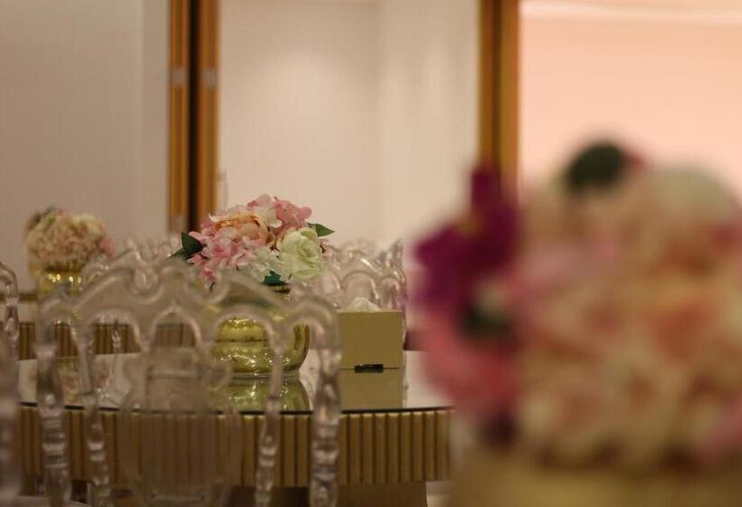 Fotos del hotel Makeen Homes By Warwick:  20