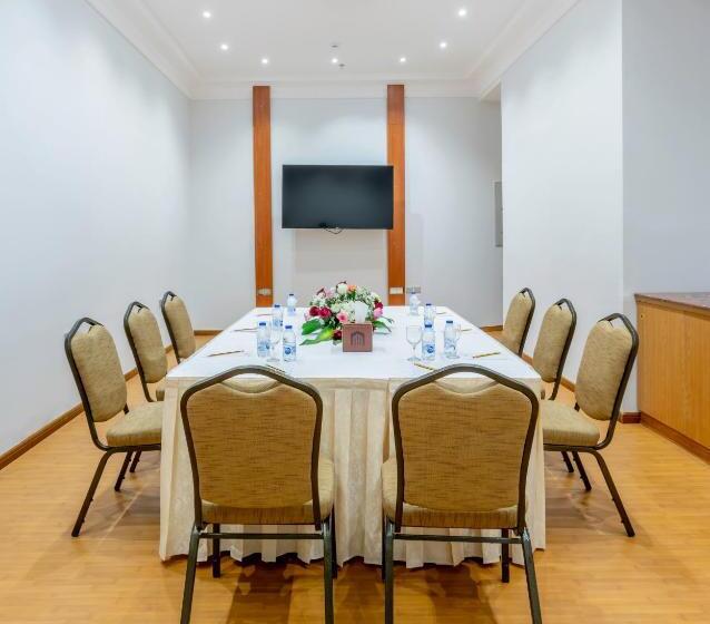 Fotos del hotel Makeen Homes By Warwick:  17