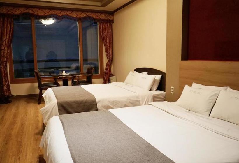 Fotos del hotel Sky Leaders:  7