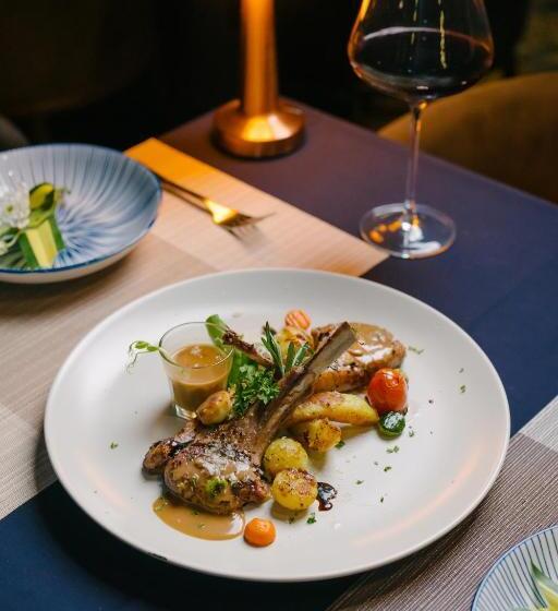 Fotos del hotel Rak Elegant  Patong  Sha Extra Plus:  14