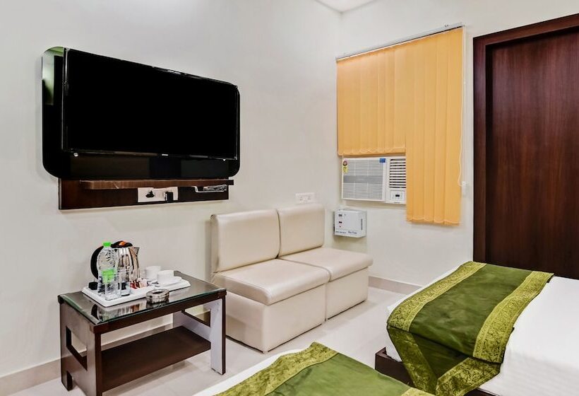 Fotos del hotel Treebo Trend Resto:  8