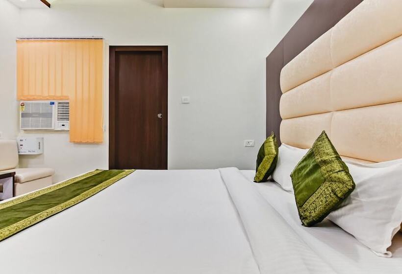 Fotos del hotel Treebo Trend Resto:  11