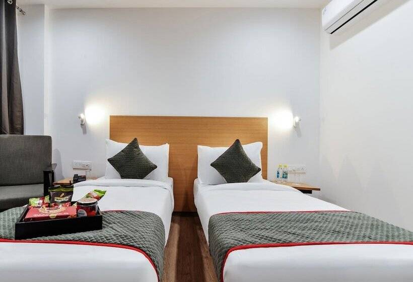 Fotos del hotel Oyo Townhouse 079 Sector 46:  14