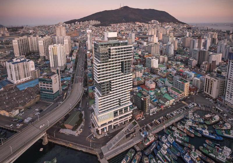 Fotos del hotel Lavalse:  18