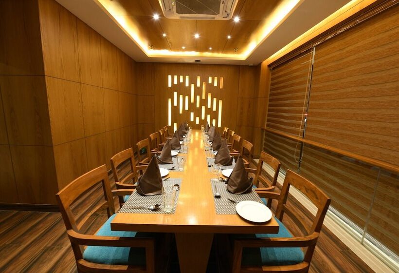 Fotos del hotel Surestay  By Best Western Amritsar:  18