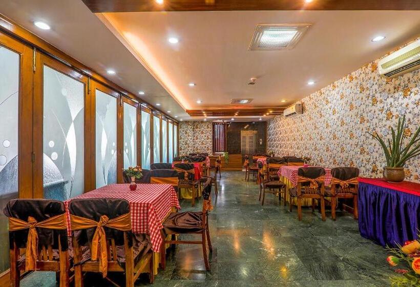 Fotos del hotel Fab Executive Guest House:  24