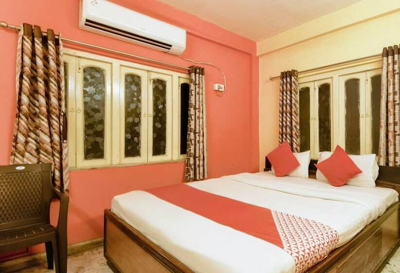 Fotos del hotel Oyo 19552 Golden Deer Guest House:  2