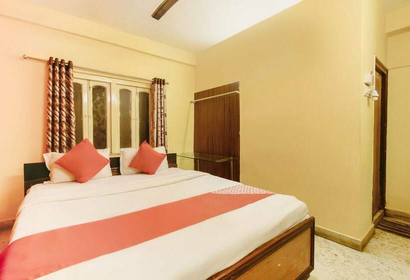 Fotos del hotel Oyo 19552 Golden Deer Guest House:  4