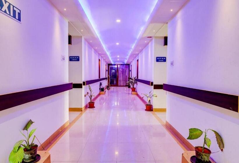 Fotos del hotel Oyo 16107 Rigel Residency:  12