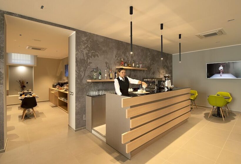 Fotos del hotel H21:  22