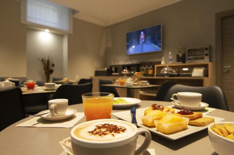 Fotos del hotel H21:  4