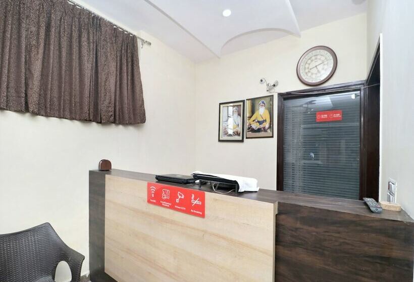 Fotos del hotel Oyo 16494 Dhunna Guest House:  4