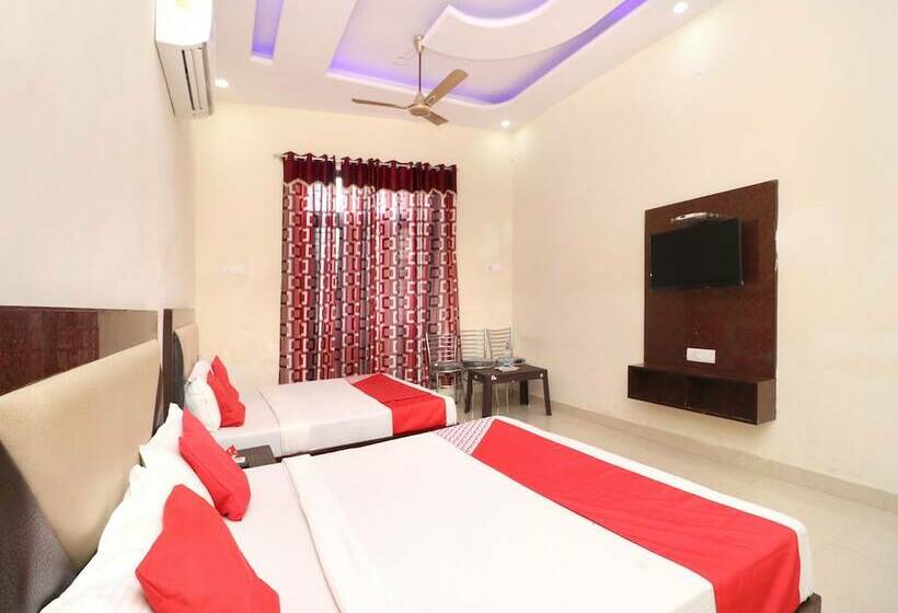 Fotos del hotel Oyo 16494 Dhunna Guest House:  13