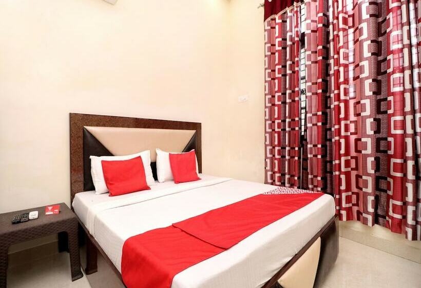 Fotos del hotel Oyo 16494 Dhunna Guest House:  14