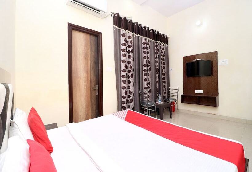 Fotos del hotel Oyo 16494 Dhunna Guest House:  18