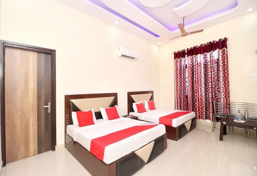 Fotos del hotel Oyo 16494 Dhunna Guest House:  19