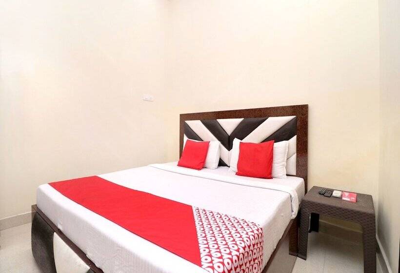 Fotos del hotel Oyo 16494 Dhunna Guest House:  21