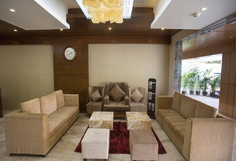 Fotos del hotel Crossway Parklane Airport  Chennai:  4